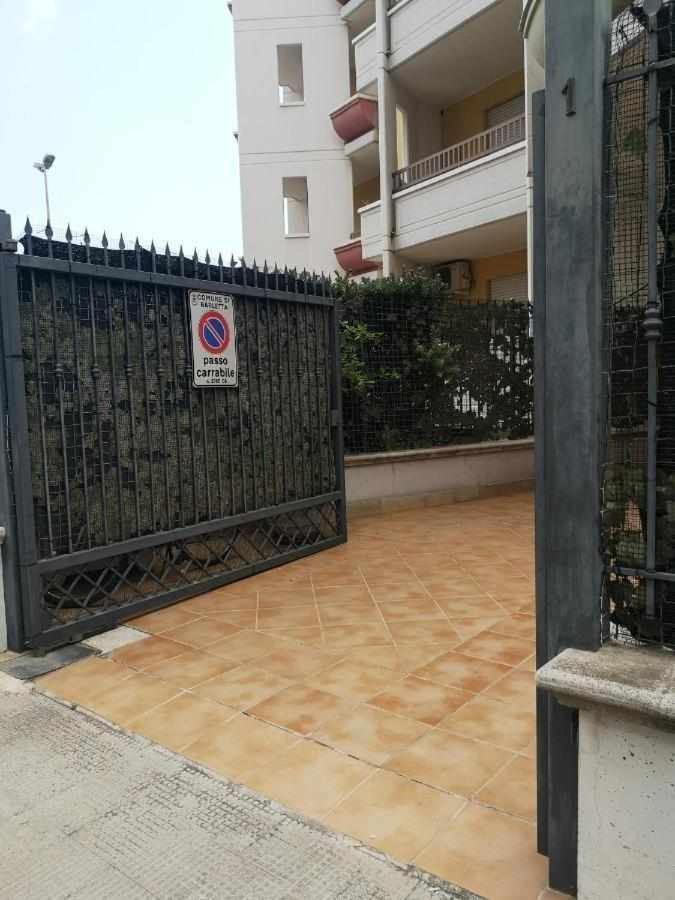 Апартаменты Locazione Turistica Fusillo Lorusso Con Parcheggio Privato In Loco Барлетта Экстерьер фото